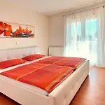 Apartment Stefany - Veli Maj
