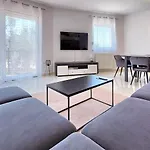 Apartment Stefany - Veli Maj