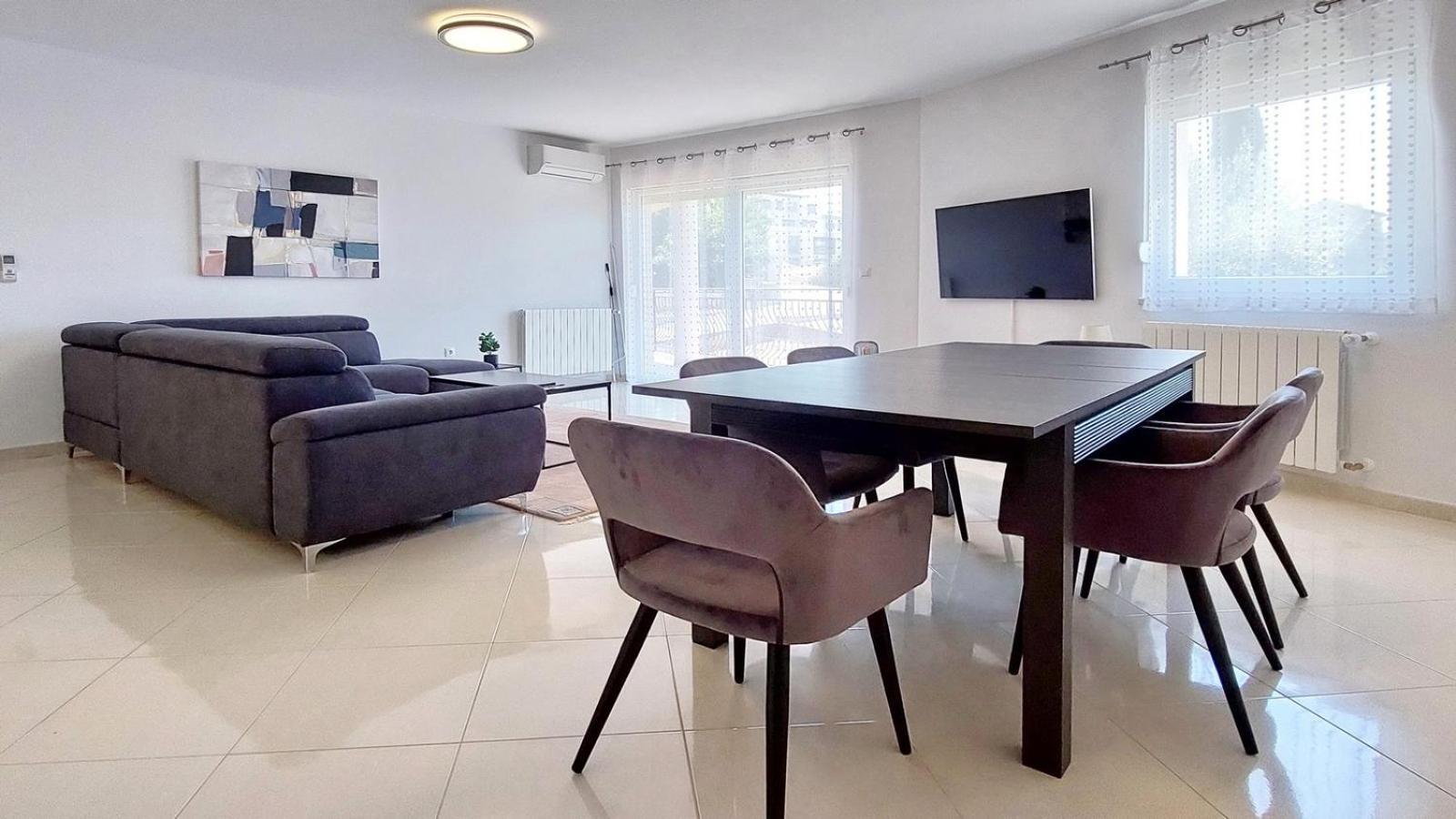 Stefany - Veli Maj Apartment