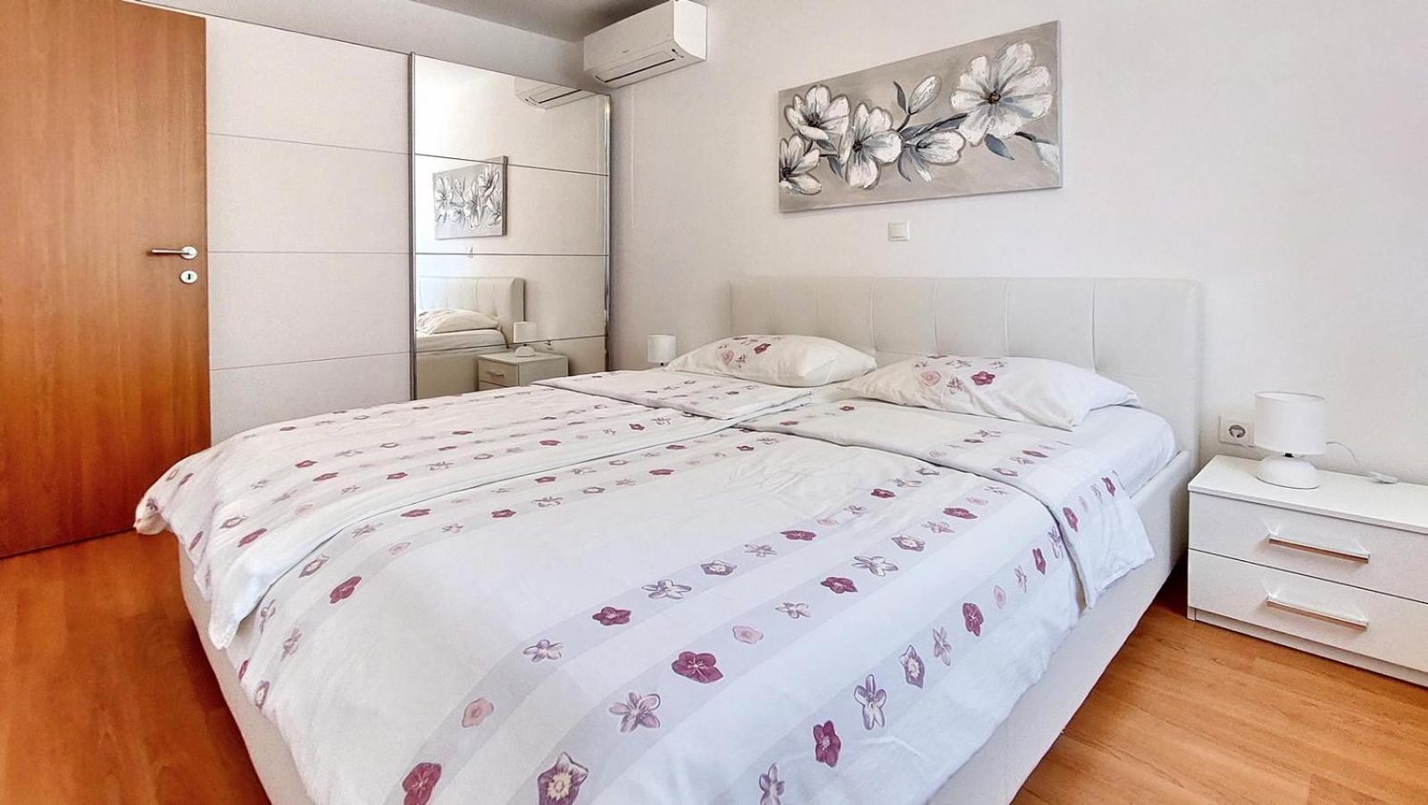 Stefany - Veli Maj Apartment *